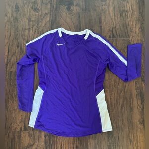 Men’s Nike long sleeve sweat shirt new